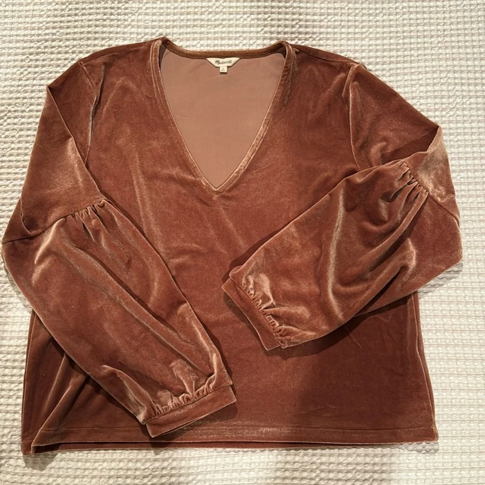 Madewell size L velvet top very gently worn couple times - Picture 1 of 3